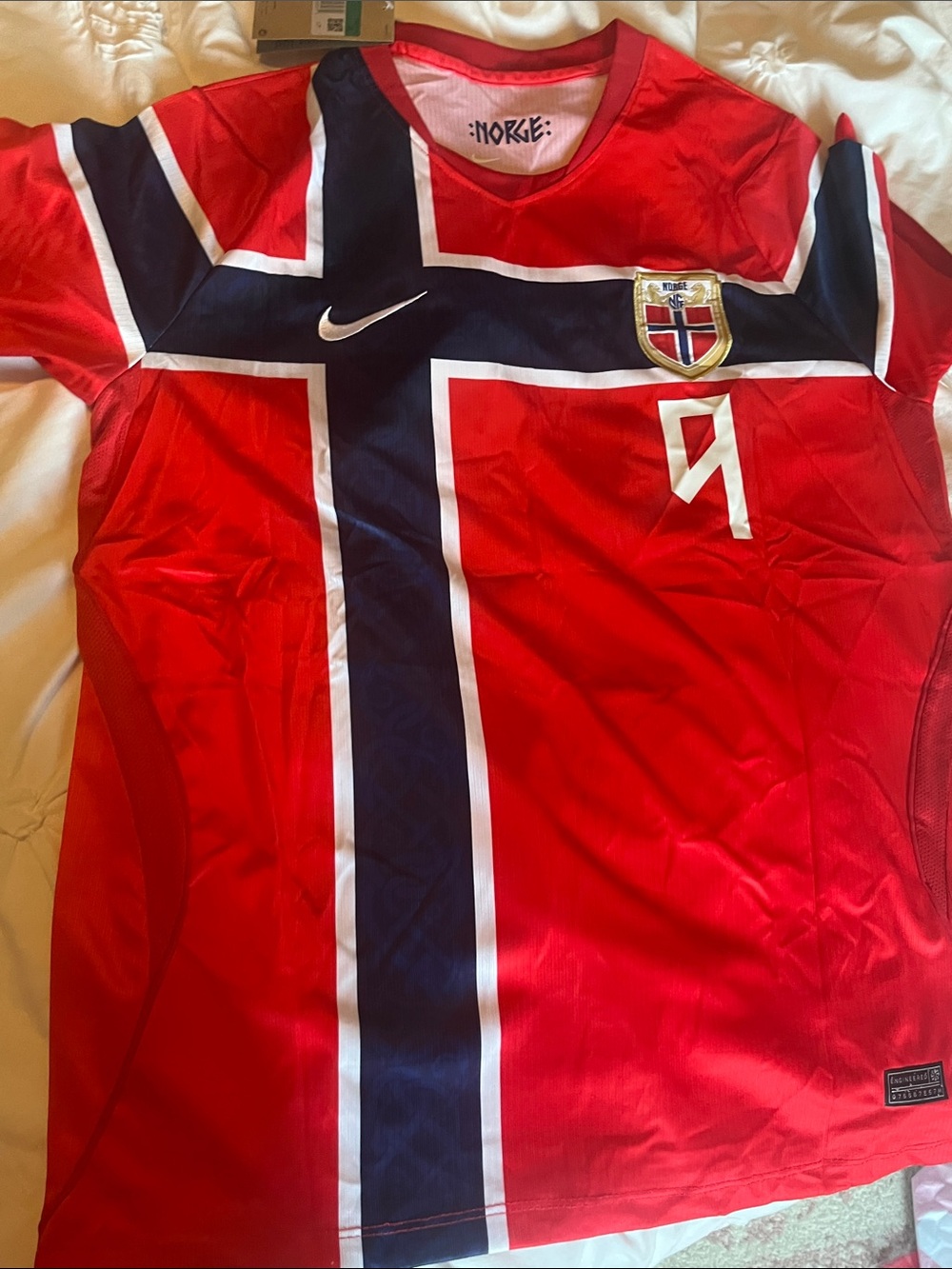 Norway 2026 World Cup Red Soccer Jersey  'Braut Haaland' and Number 9. Fan fav! - Picture 6 of 9